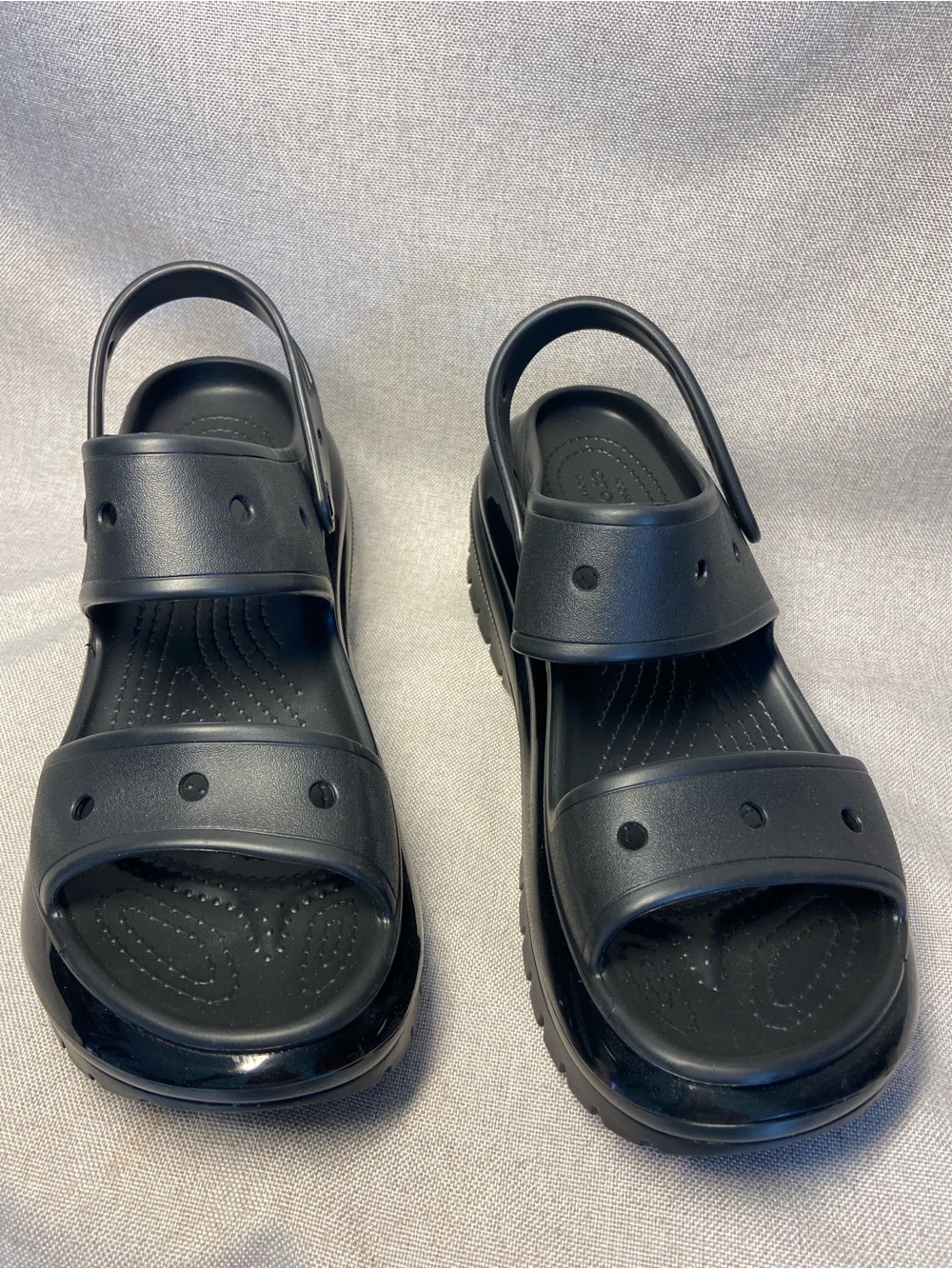 Crocs Classic Mega Crush Sandal  Size 12. New. - Picture 3 of 10